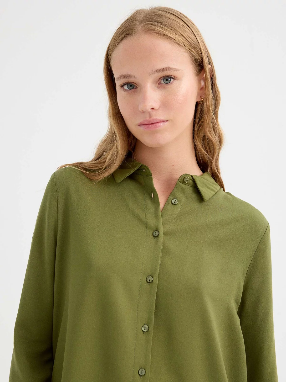  Camisa manga larga fluida verde