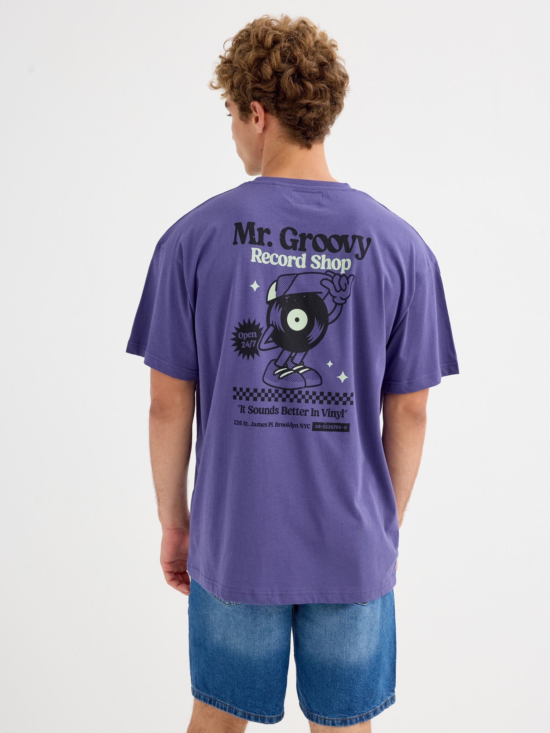 Mr Groovy T-shirt navy middle front view