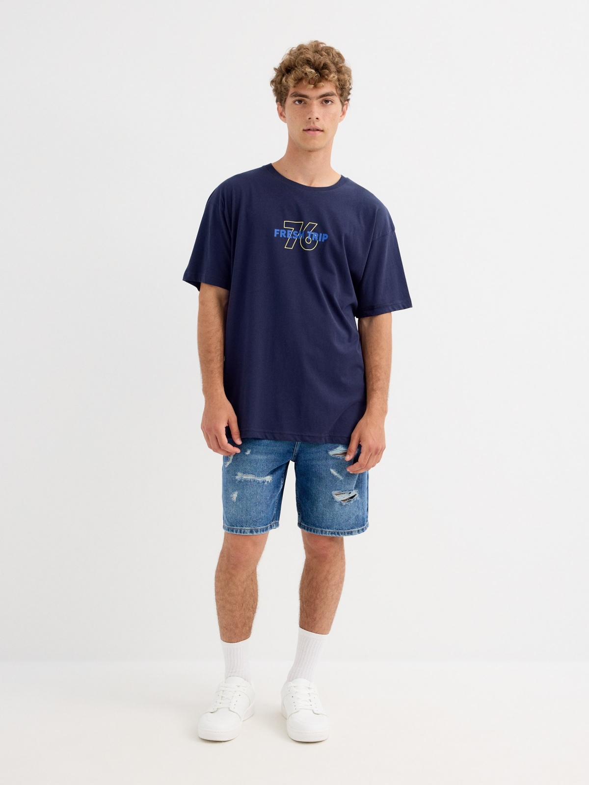 Fresh Trip T-shirt navy front view
