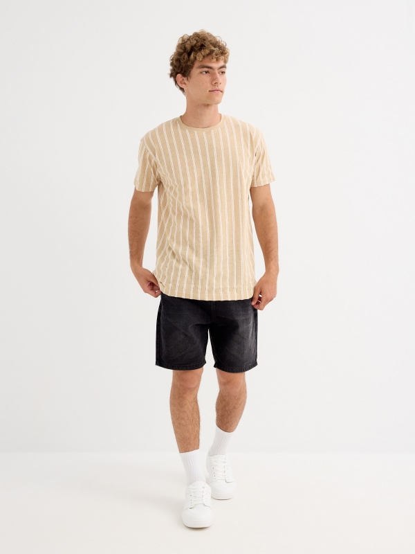 Vertical striped shirt sand front view