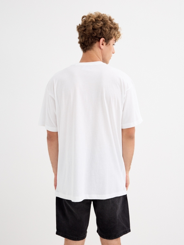 Camiseta Palm Beach branco vista meia traseira