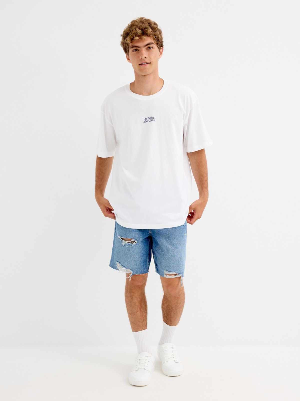 Camiseta Coffee blanco vista general frontal