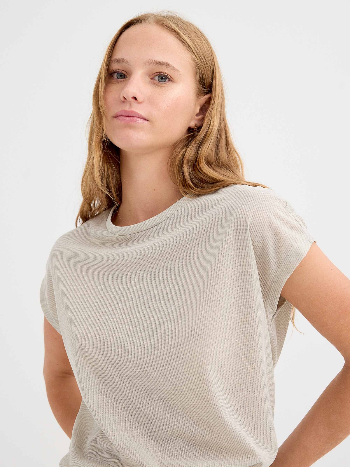  Camiseta sem mangas areia areia
