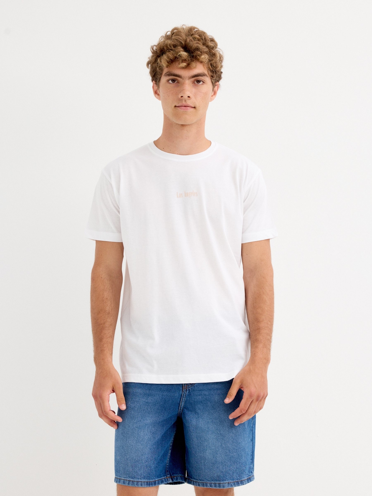 Los Angeles T-shirt white middle front view