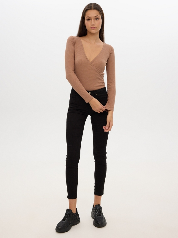 Jeans skinny mid rise negro vista general frontal