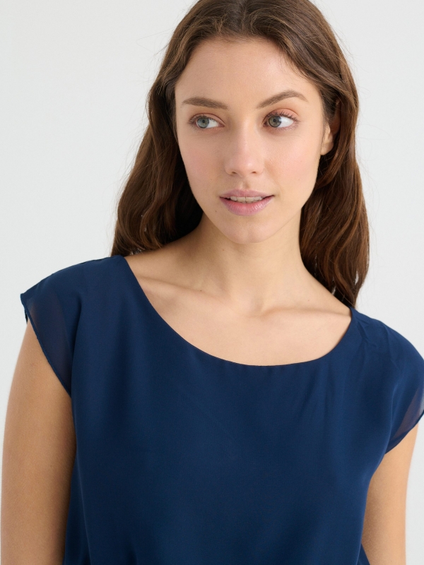 Vestido cintura elástica azul vista detalhe traseira