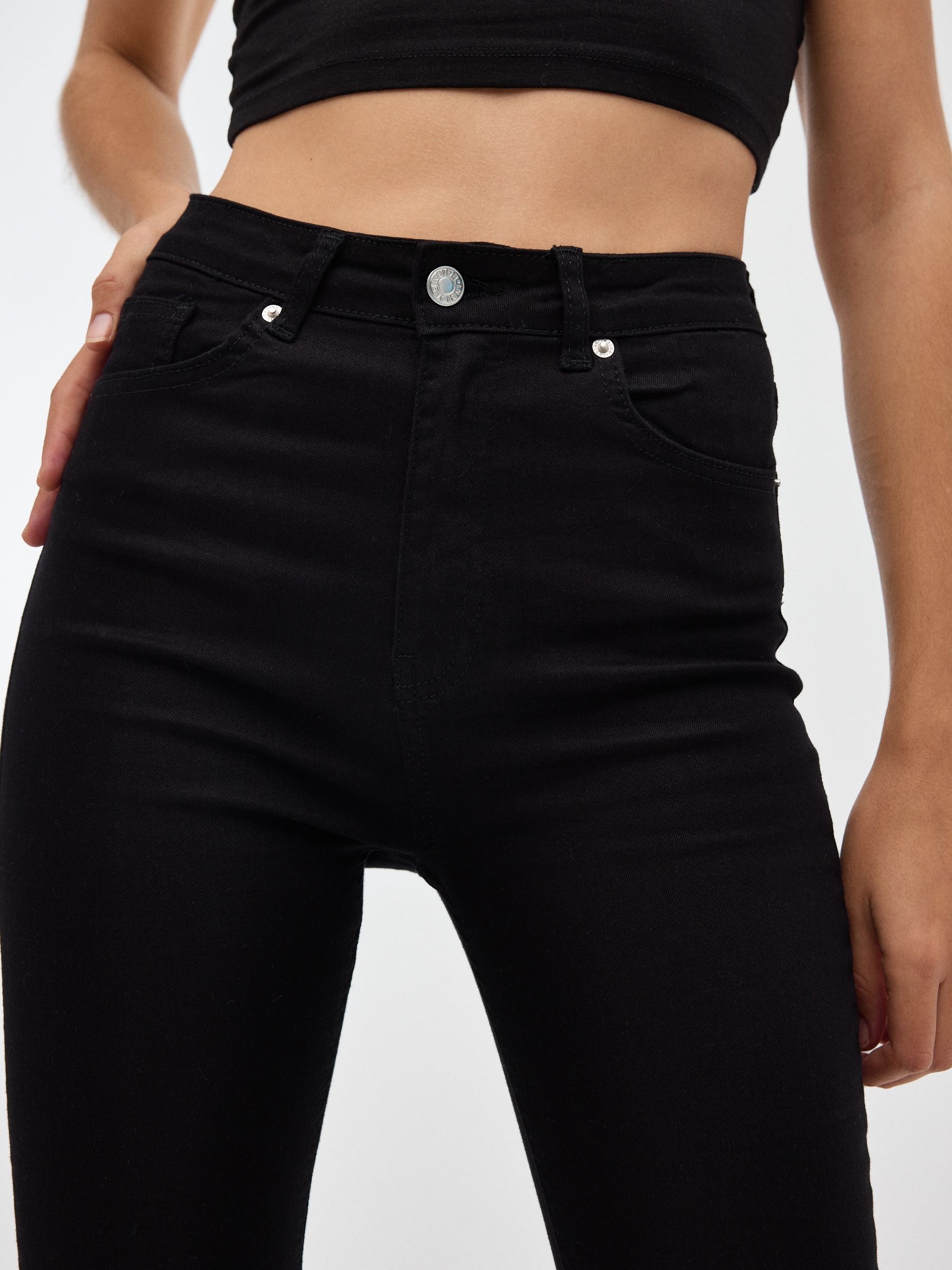 Basic skinny pants black front view