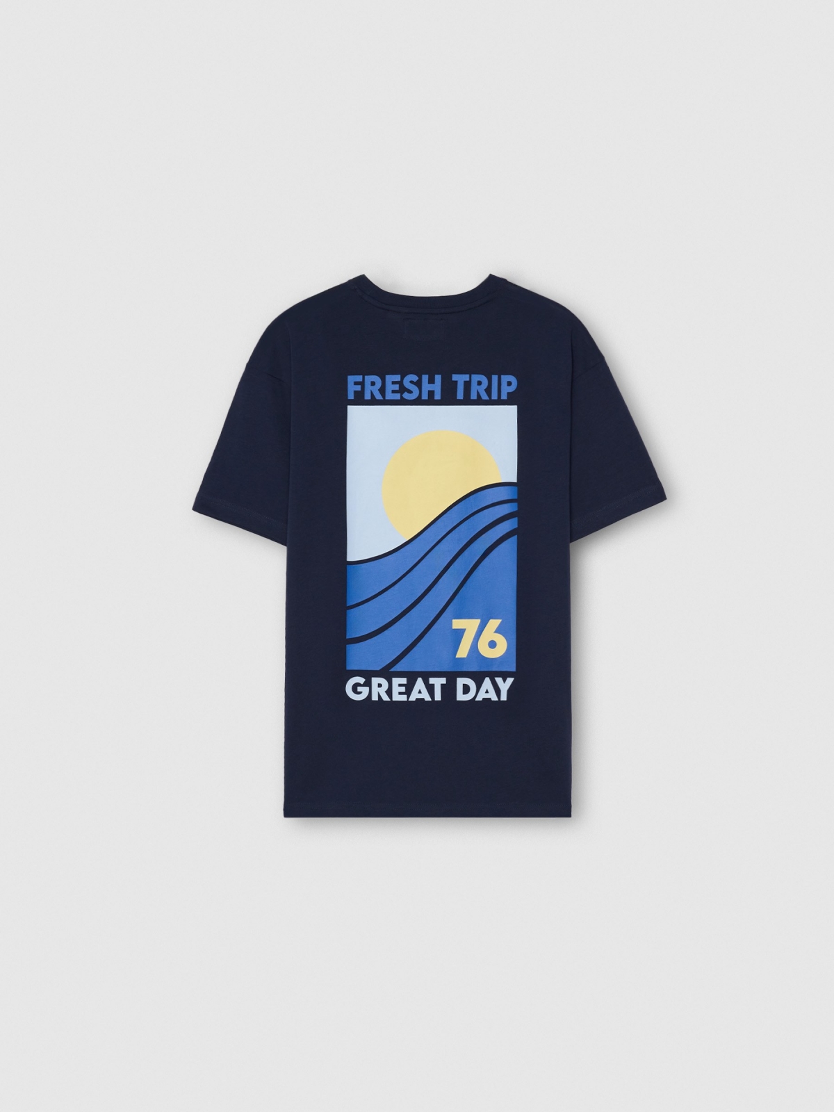 Camiseta Fresh Trip azul marino vista detalle