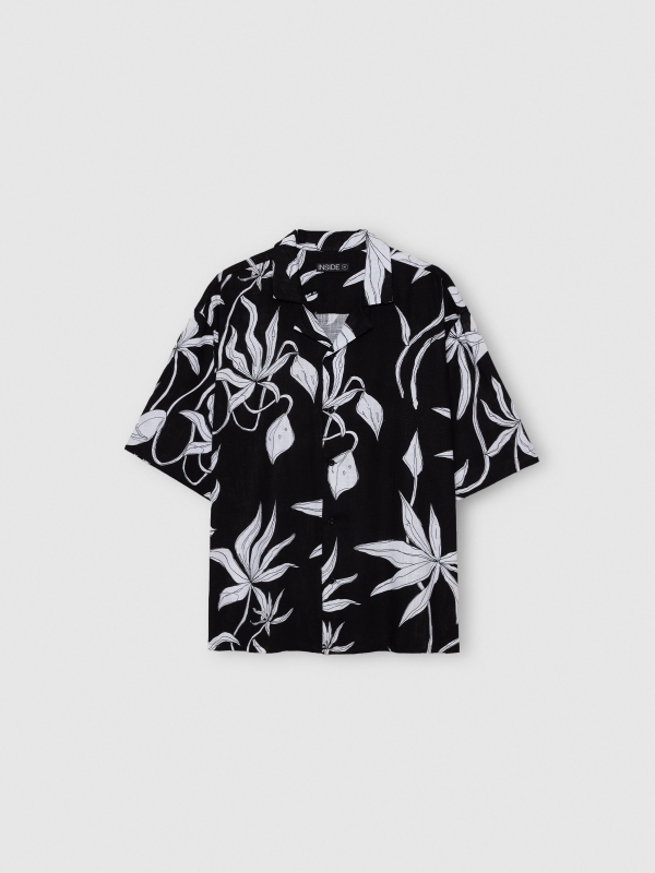 Camisa flores manga curta preto vista detalhe