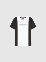 %Pto% Minimalist colour block t-shirt black front view