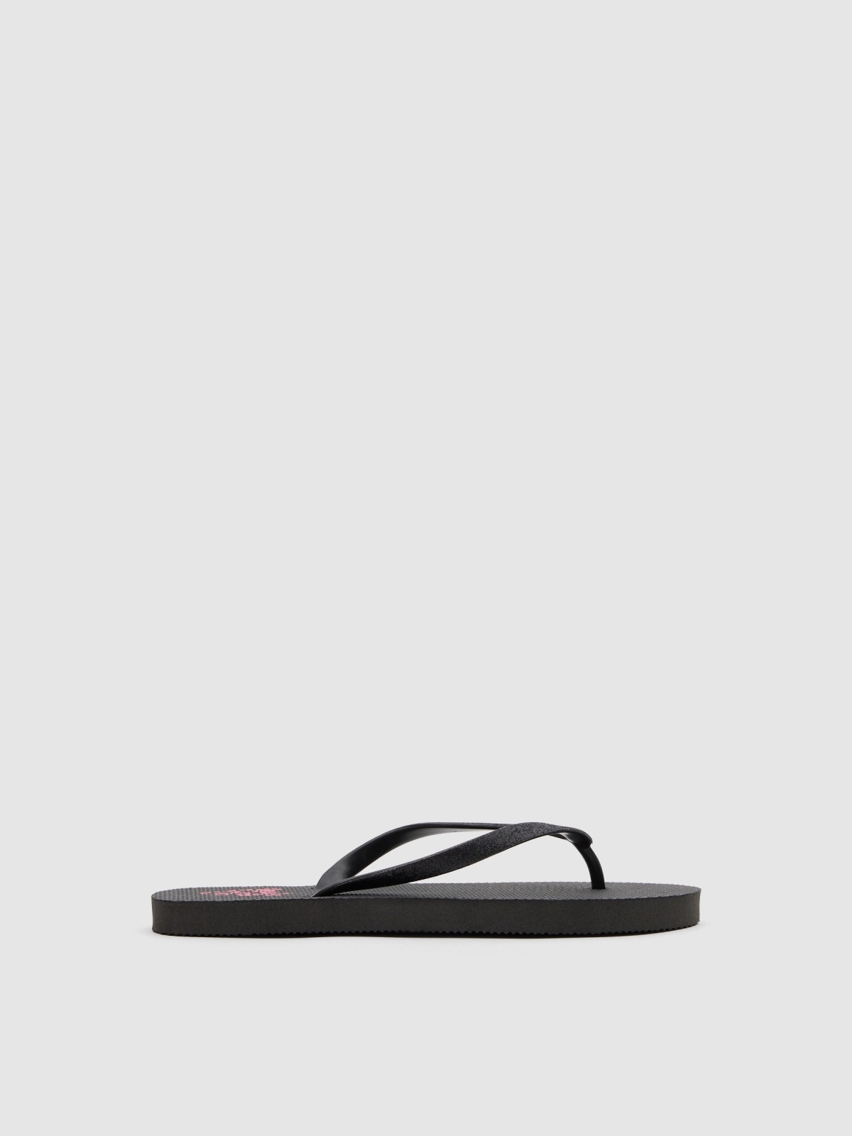 Black toe flip-flop black lateral view