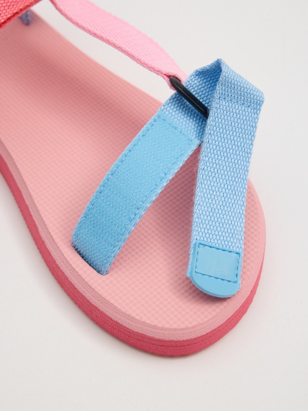 Two-tone jelly sandals multicolor detail view