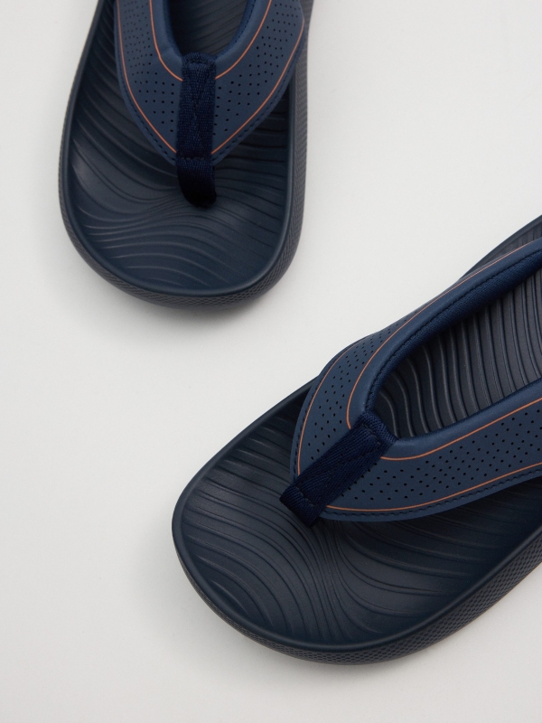 Chanclas dedo confort azul azul vista detalle