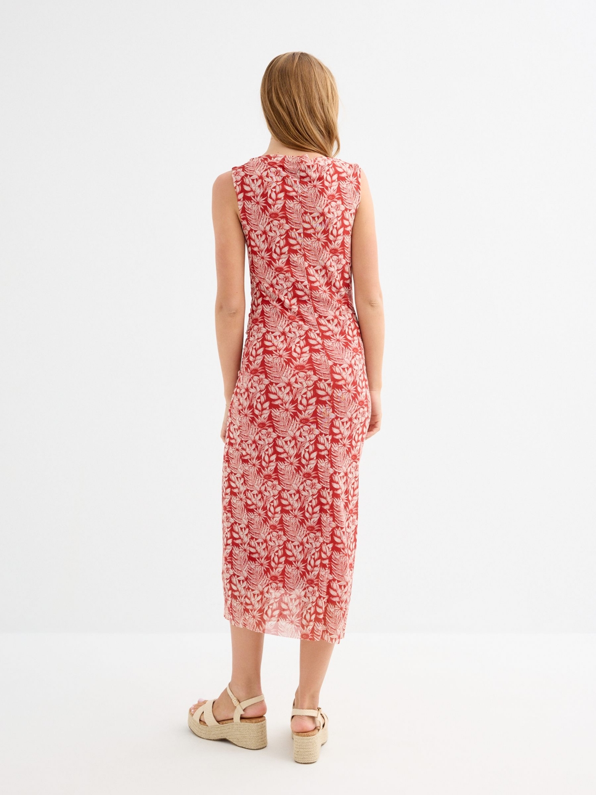 Vestido midi  estampado azul teja vista tres cuartos trasera