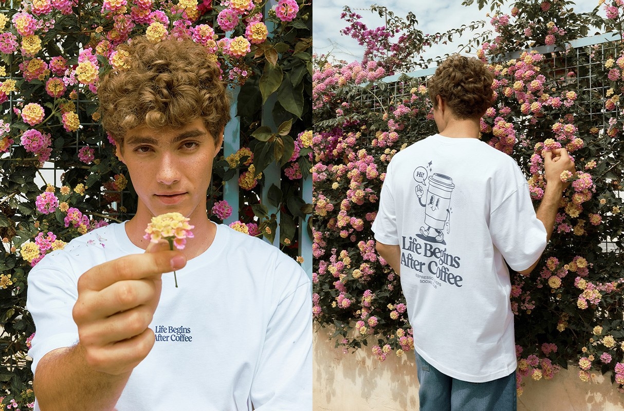 Camiseta Coffee blanco vista media frontal