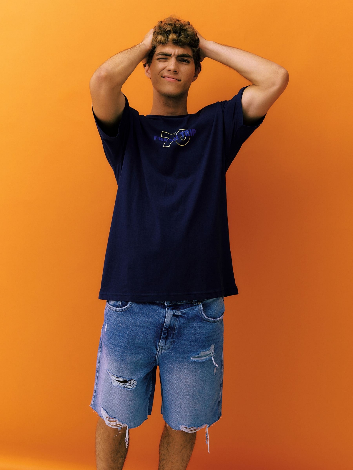 %New% Straight denim Bermuda shorts with distressing blue