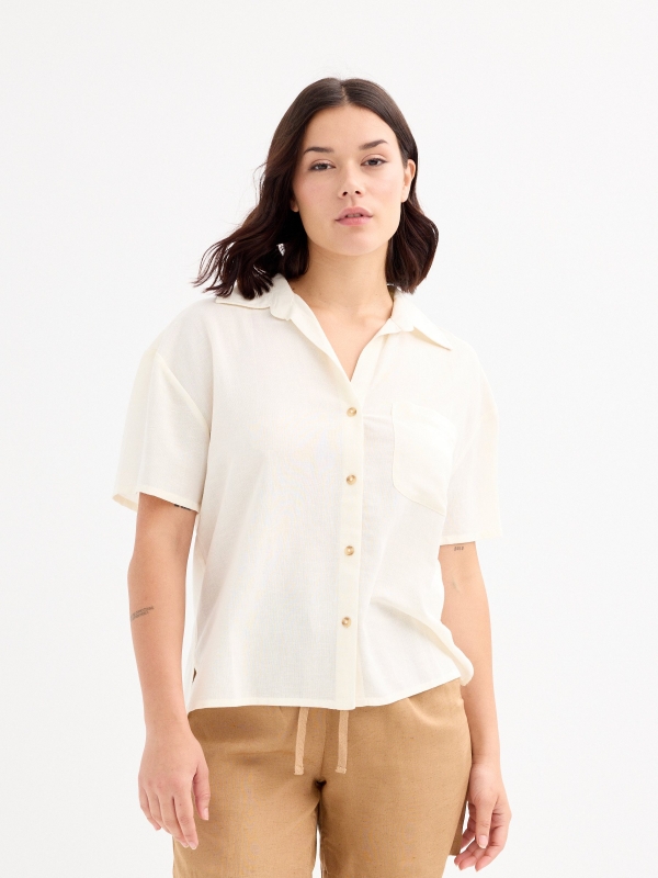 Beige rustic short-sleeve shirt beige middle front view