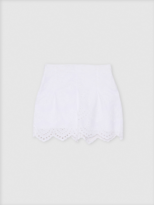 High-waisted shorts with embroidery white detail view