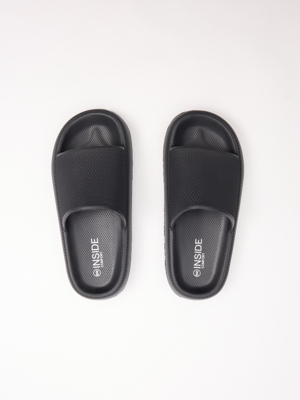 Chanclas de playa comfort negro vista detalle
