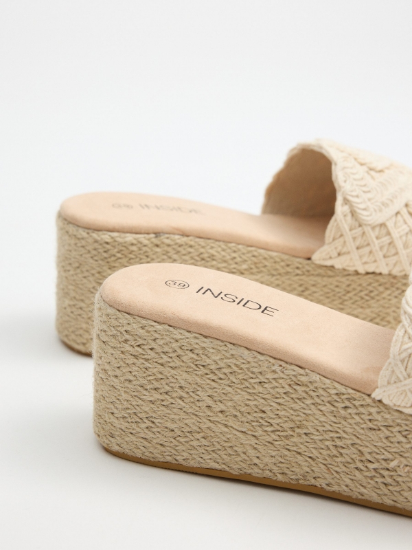Wedge platform jute embroidery off white detail view