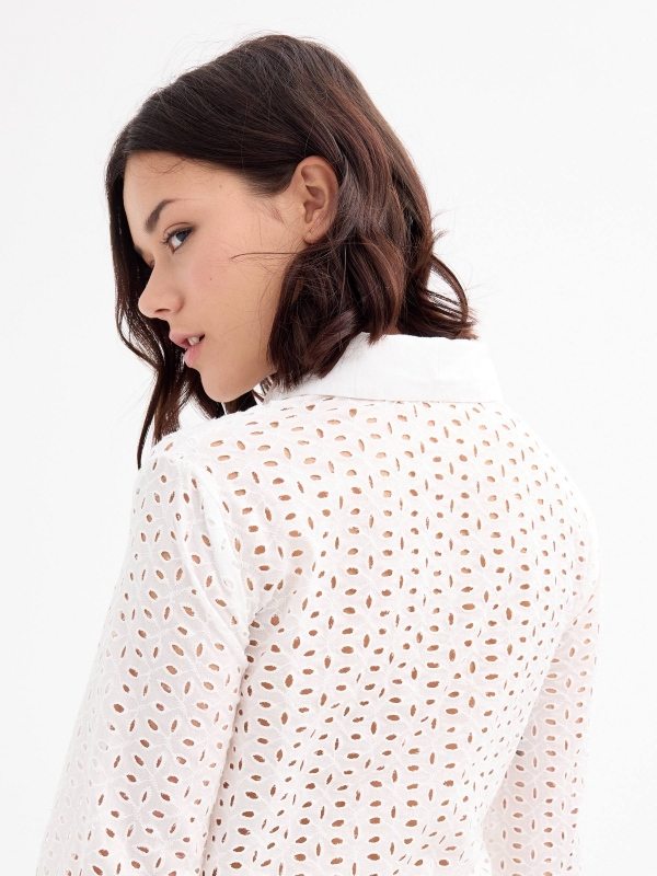 Long sleeve embroidered shirt white detail view