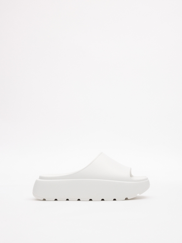 Platform shovel sandal white zenithal view