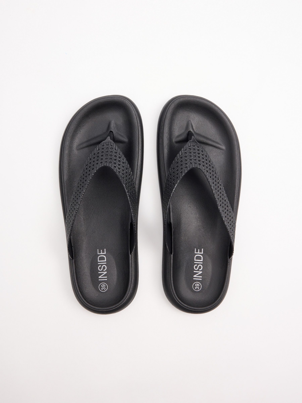 Chanclas dedo confort negra negro vista trasera 45º