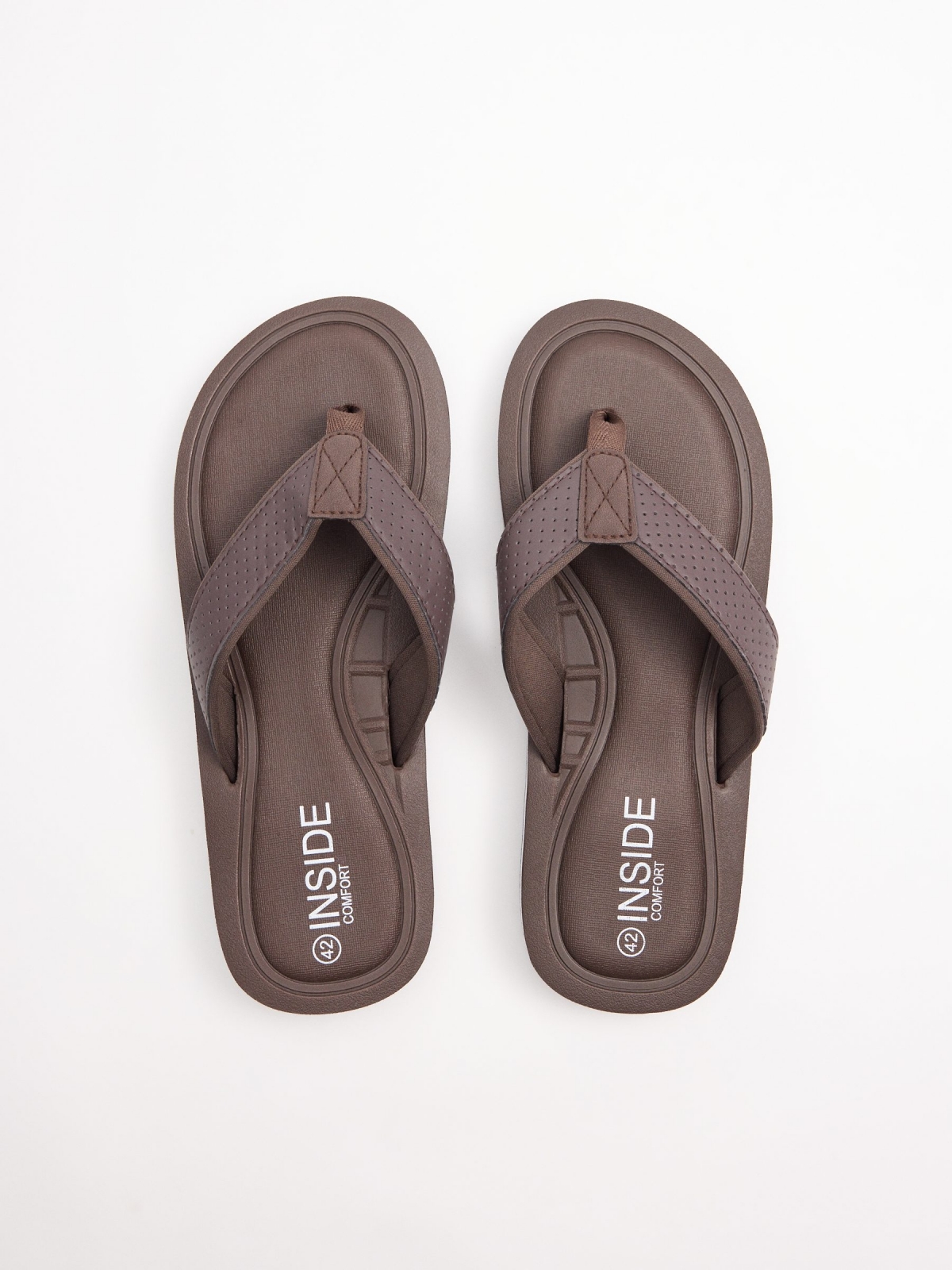 Brown comfort toe sandal dark brown 45º back view