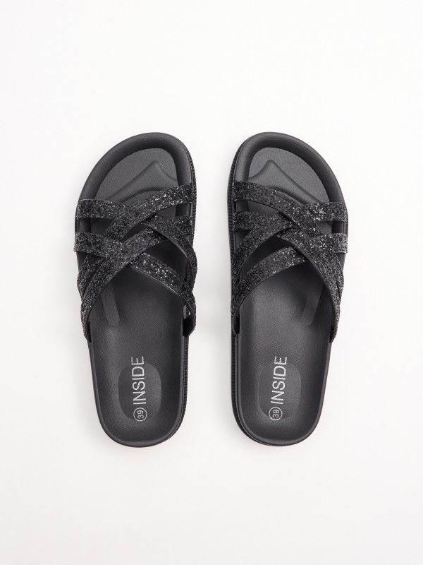 Chanclas tiras cruzadas detalle brillantes negro vista trasera 45º