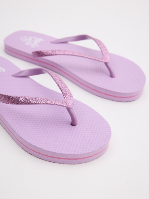 Sparkly flip-flops pink detail view