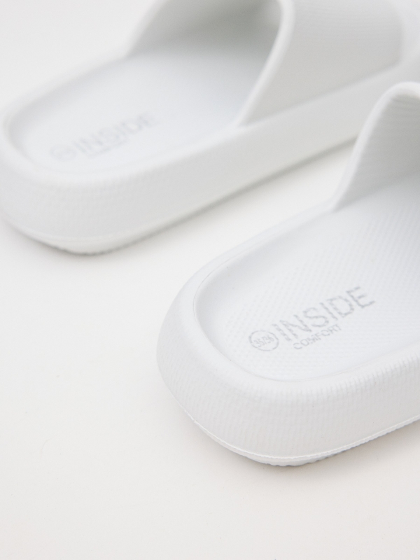 Chinelo pá branco branco vista detalhe