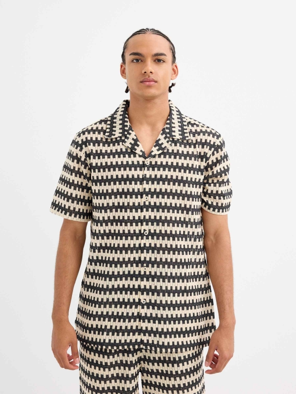 Rustic short-sleeve shirt black middle front view