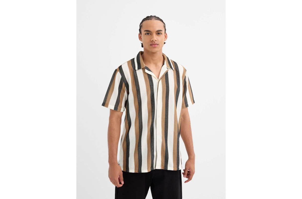  Camisa manga corta punto rayas crudo vista media frontal