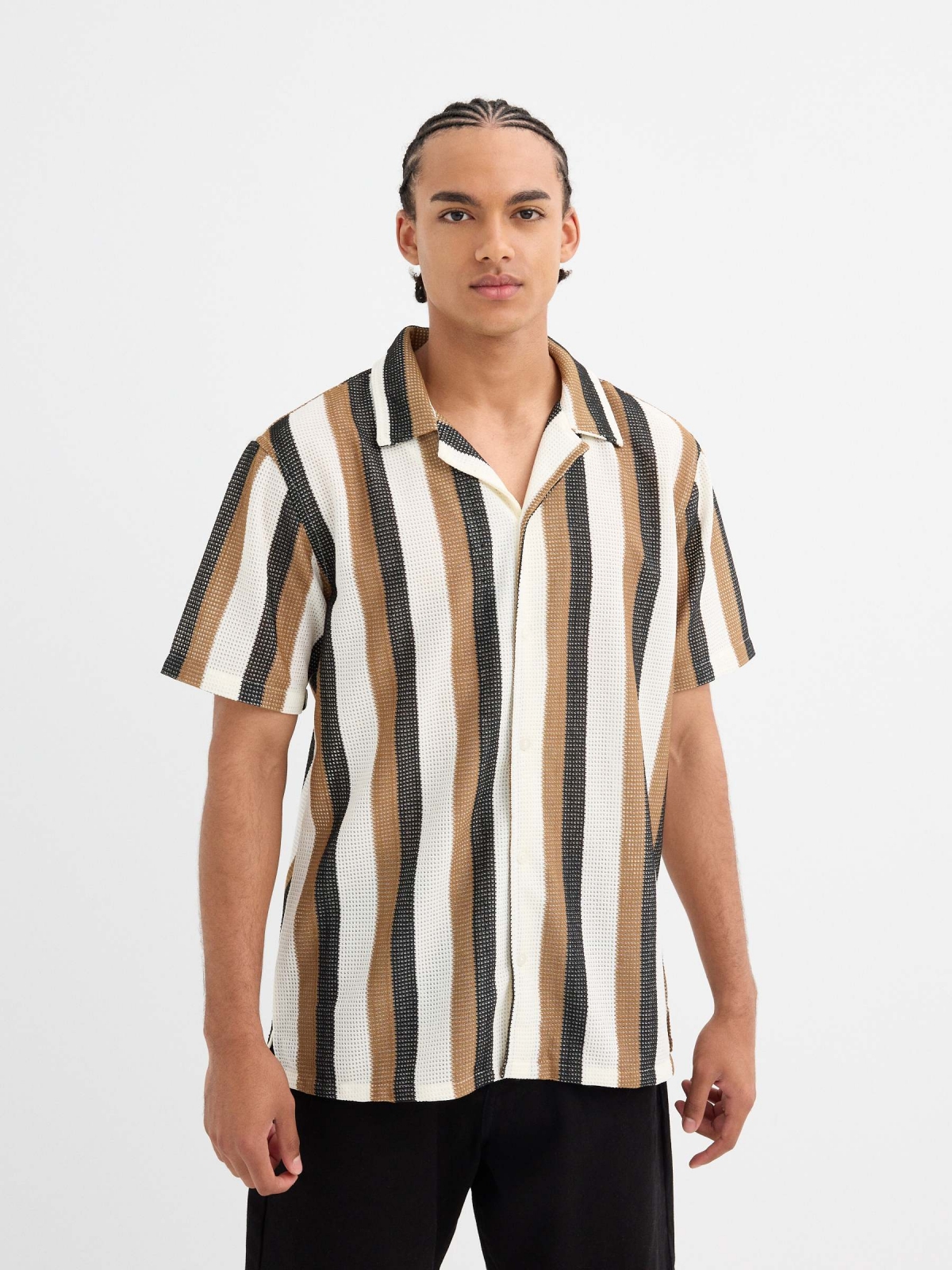 Camisa manga curta malha listras crua vista meia frontal