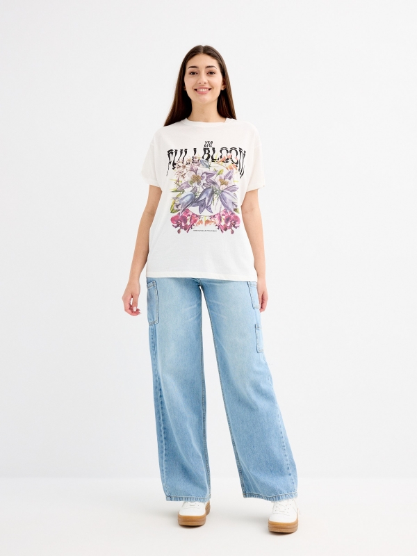 Floral print t-shirt off white front view