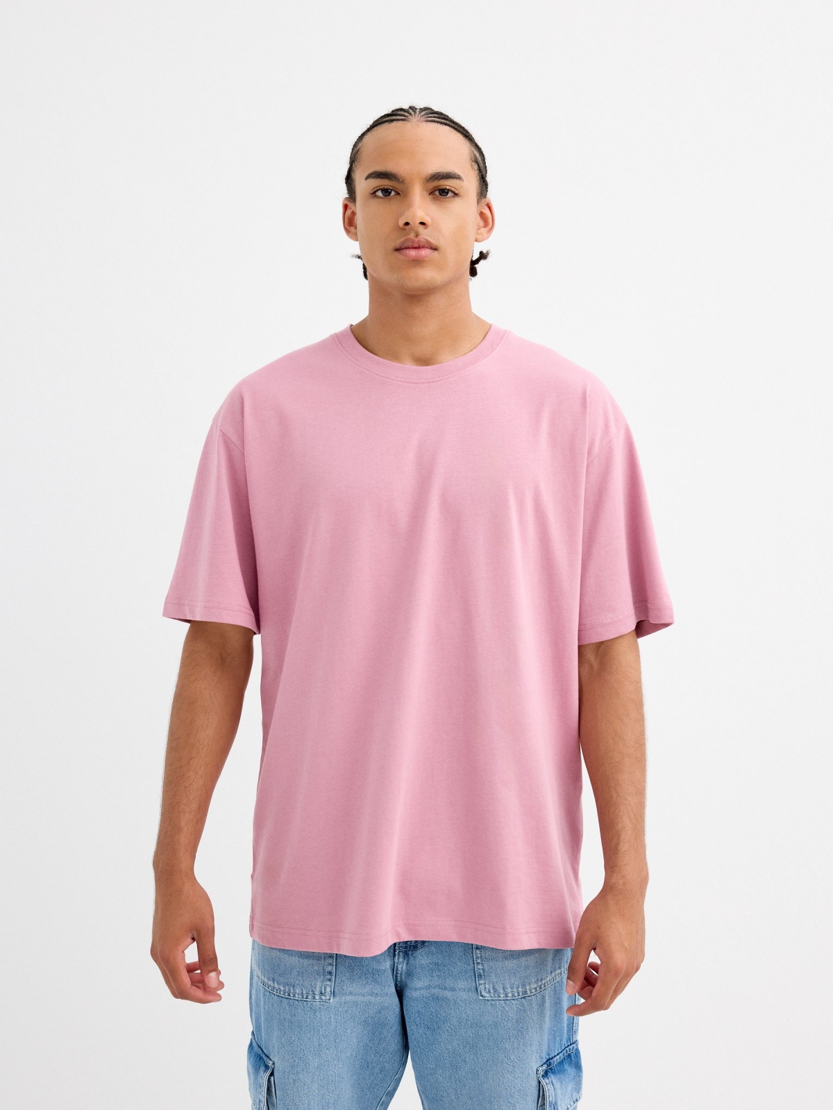 Camiseta oversize básica rojo morado vista media frontal