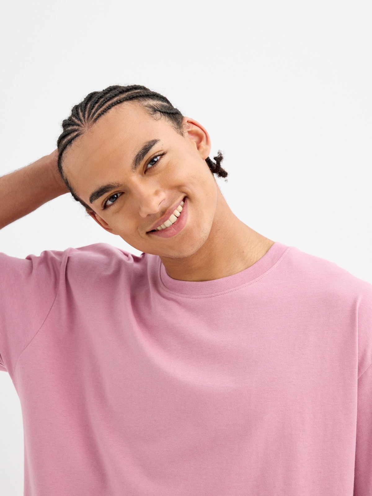 Basic oversized t-shirt red purple detail view