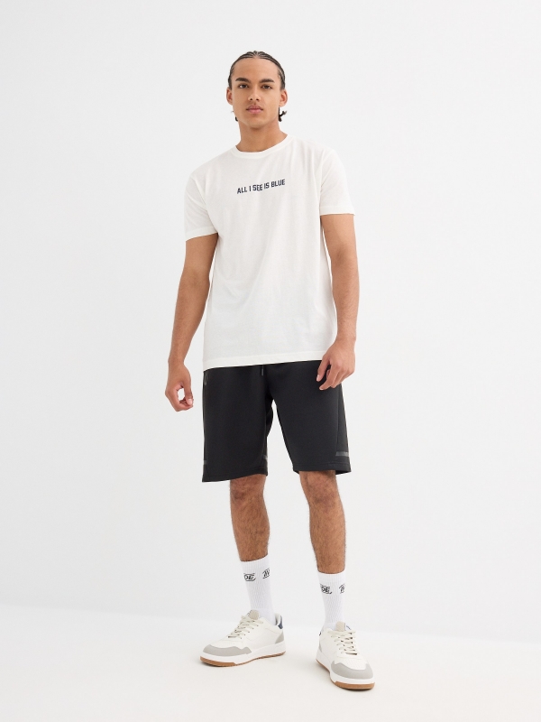 Bermuda jogger deportiva negra negro vista general frontal