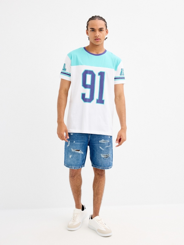 Camiseta estampado deportivo blanco vista general frontal