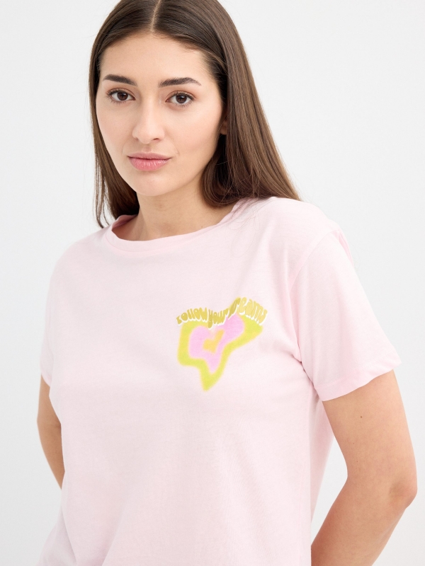 Camiseta estampado dreams rosa claro vista detalle