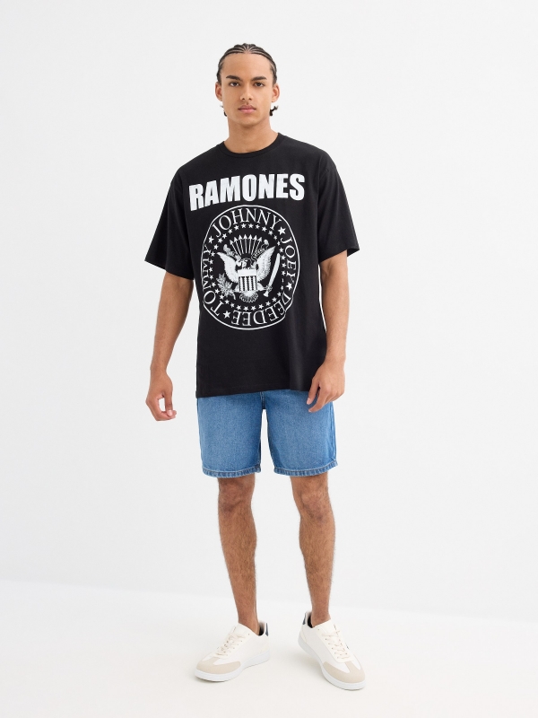 Camiseta Ramones negro vista general frontal