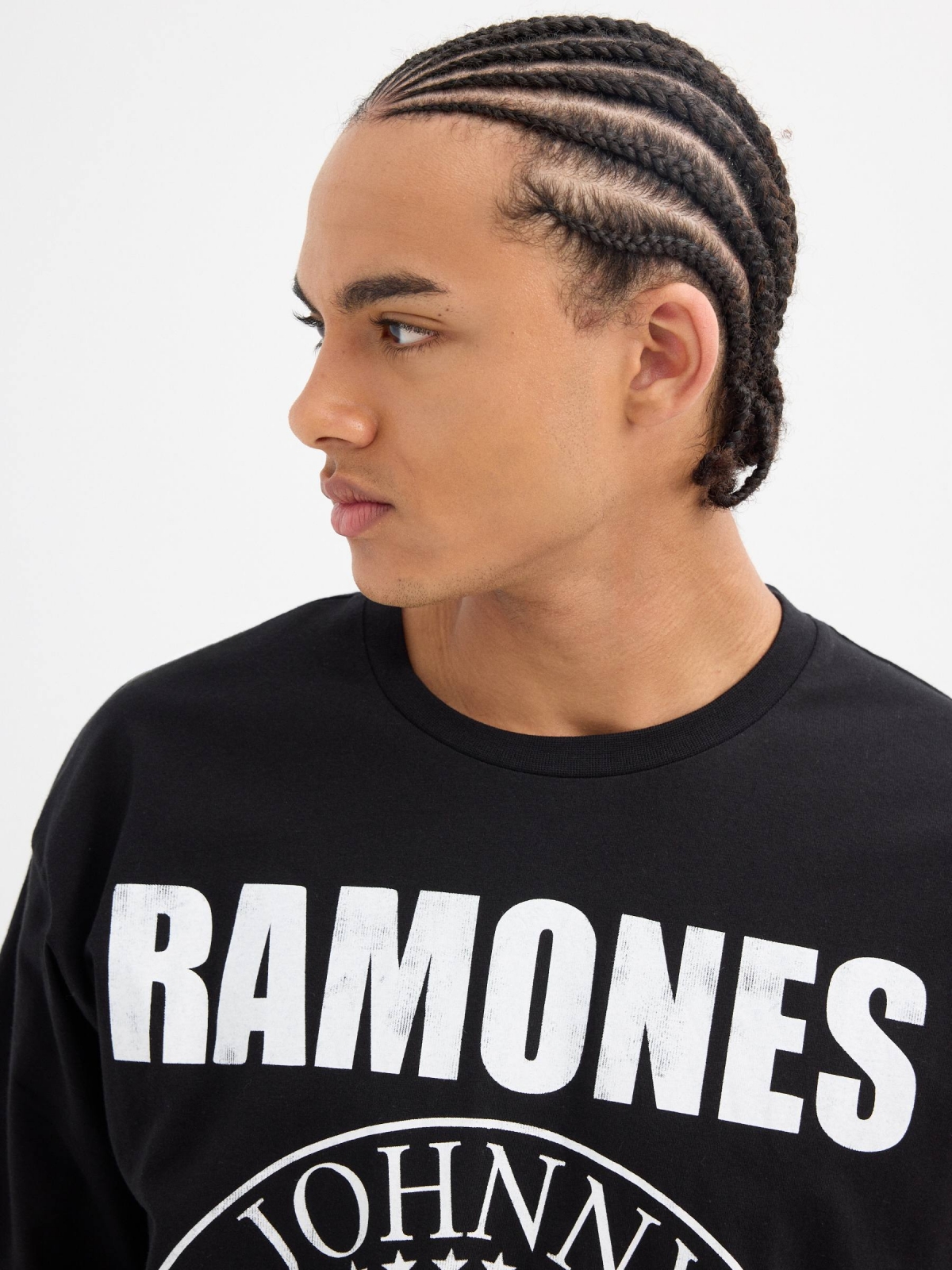 Camiseta Ramones negro vista detalle