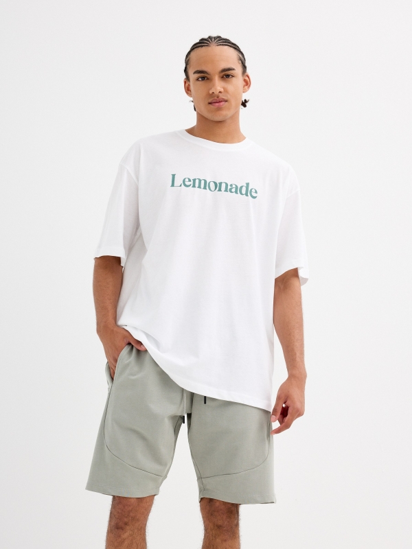 Basic Bermuda jogger green middle front view