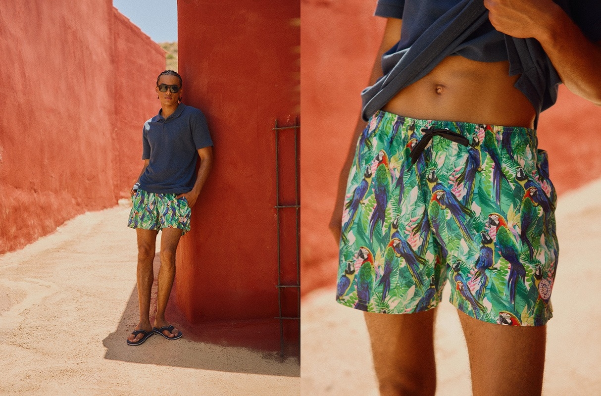 Bañador print loros blanco vista media frontal