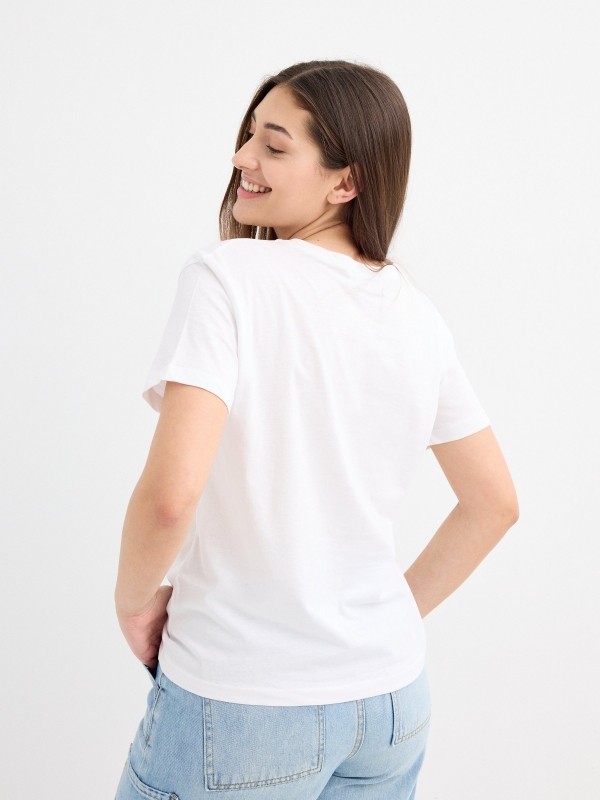 Camiseta estampada chique branco vista meia traseira