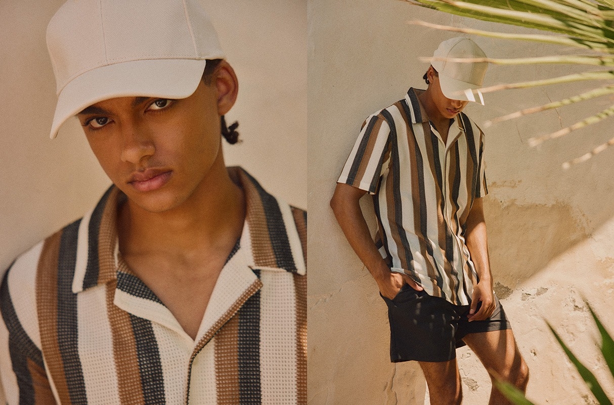 Gorra baseball beige vista lateral frontal 45º