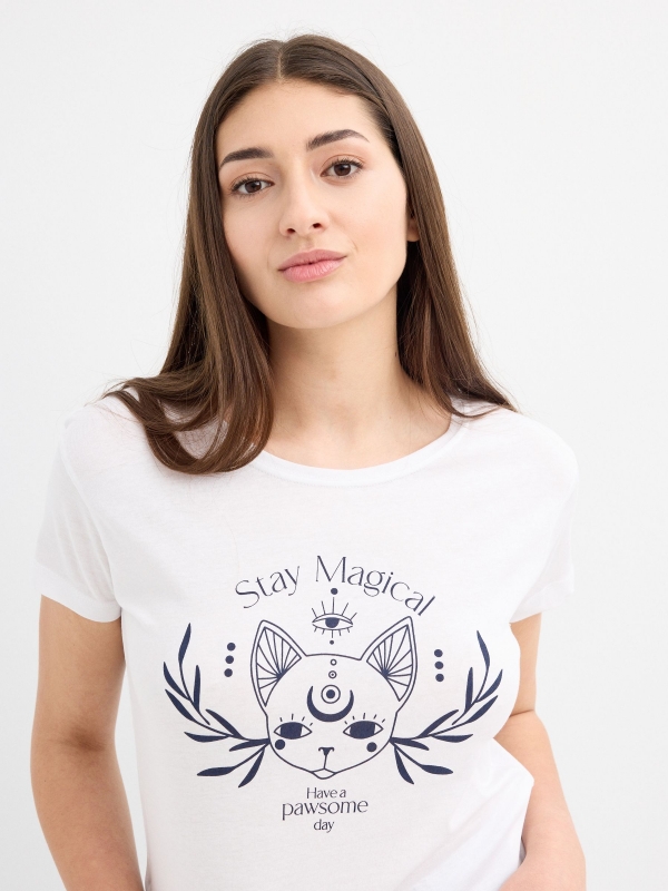 Magic print t-shirt white front view
