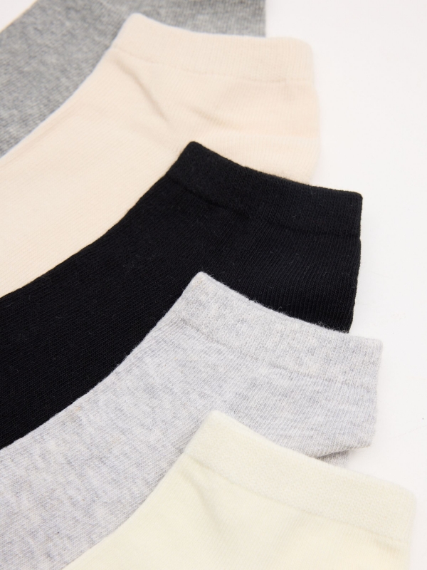 Pack of 7 ankle socks middle back view