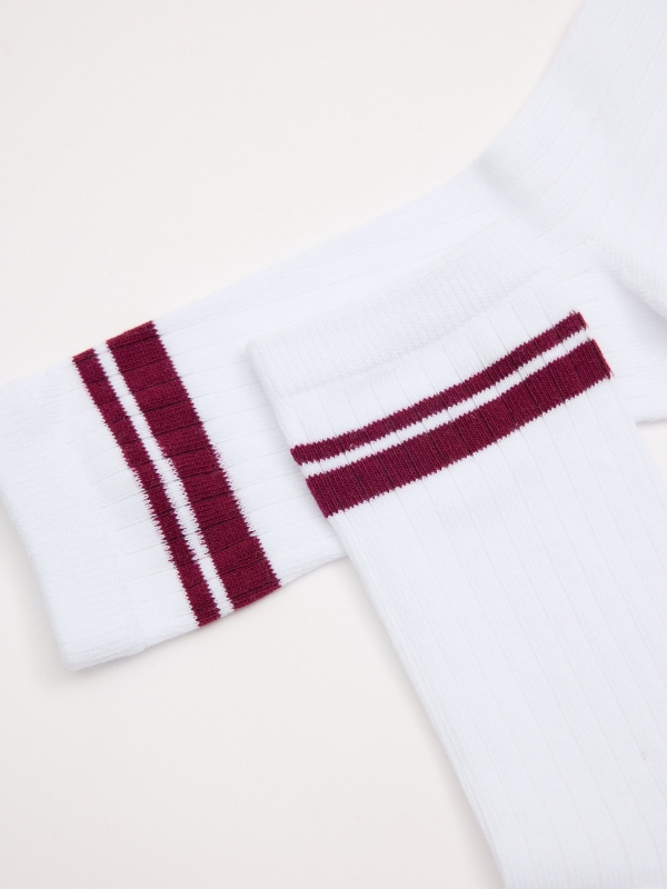 Pack of 3 sports socks middle back view