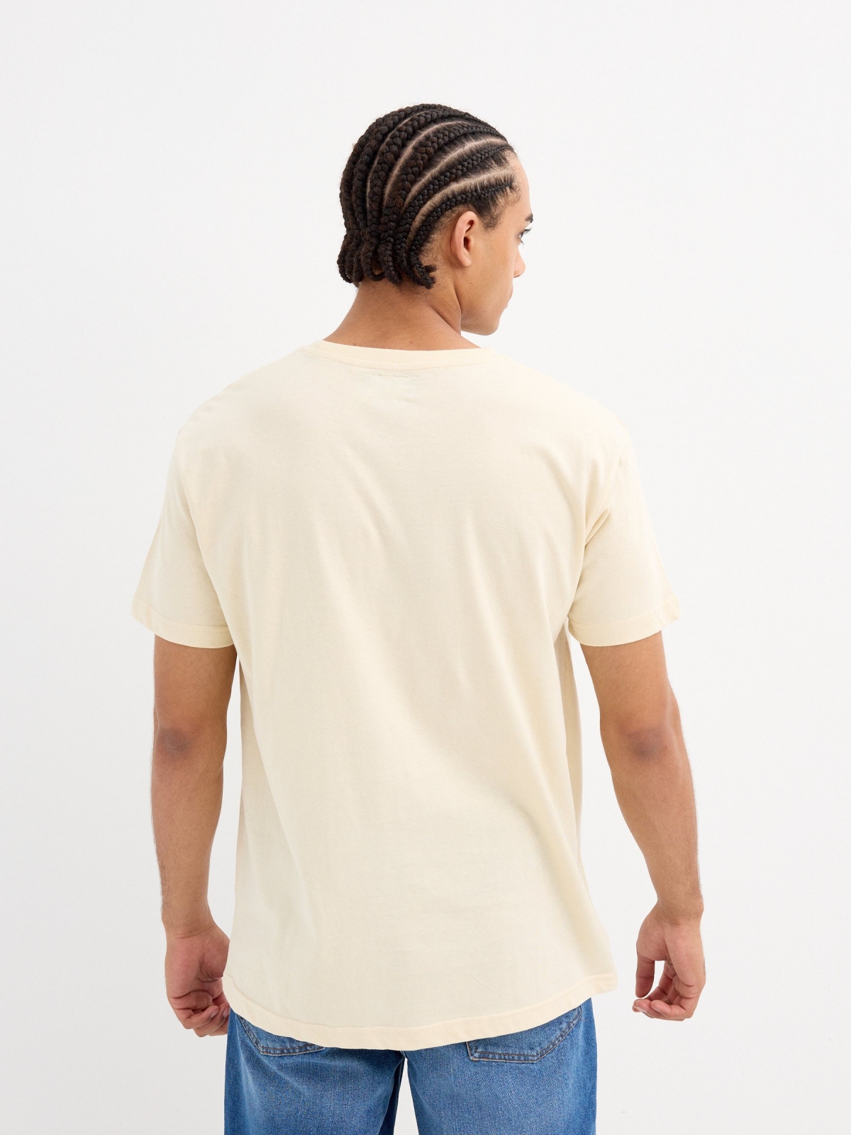 Camiseta estampado California arena vista media trasera